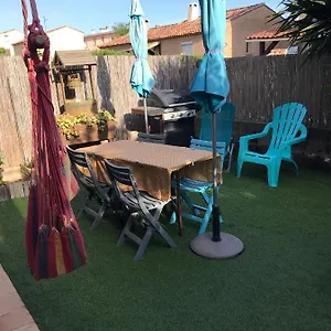 Petite Maison Les Vignes Hébergement de vacances Le Pradet