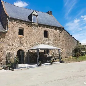 Manoir Pierre Dans Centre équestre Vers Saint Malo Hébergement de vacances Plerguer
